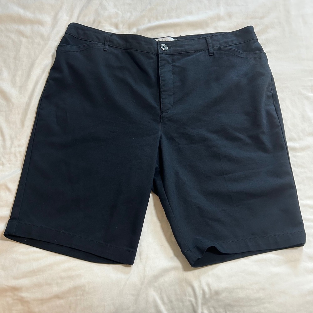 Gloria Vanderbilt Anita Black Bermuda Shorts‎ Womens 16 Khaki Unltd Cotton Blend